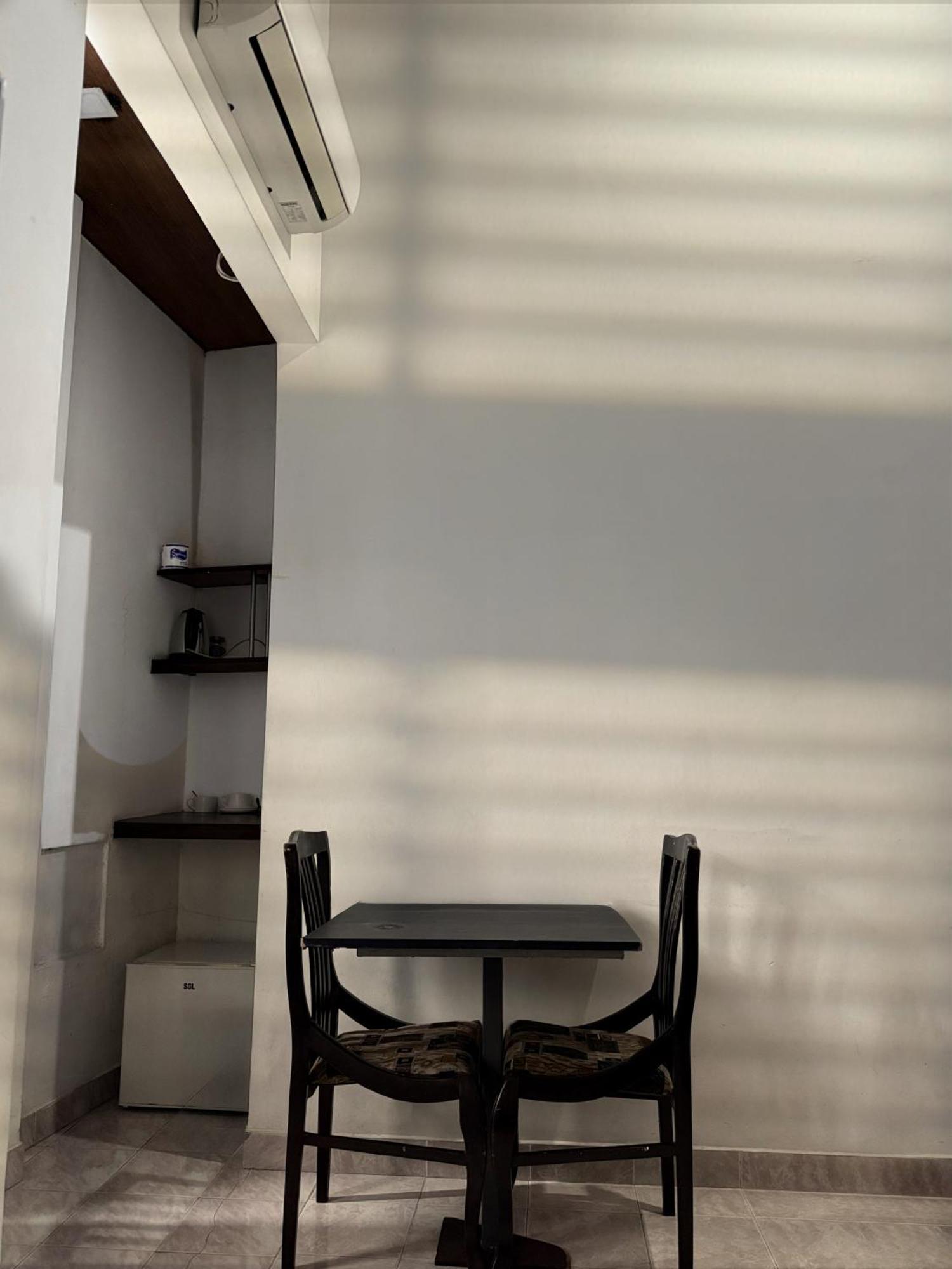 Home Living Unit Галле Экстерьер фото