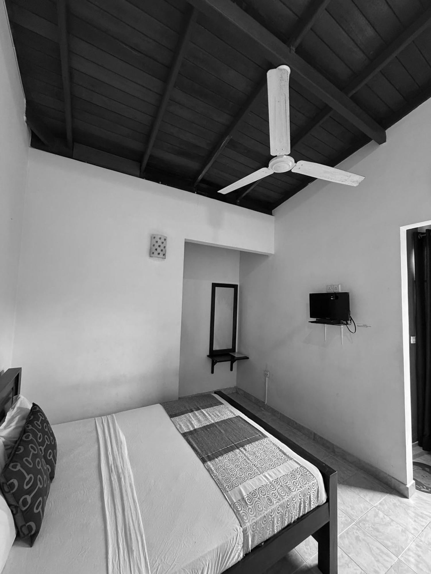 Home Living Unit Галле Экстерьер фото