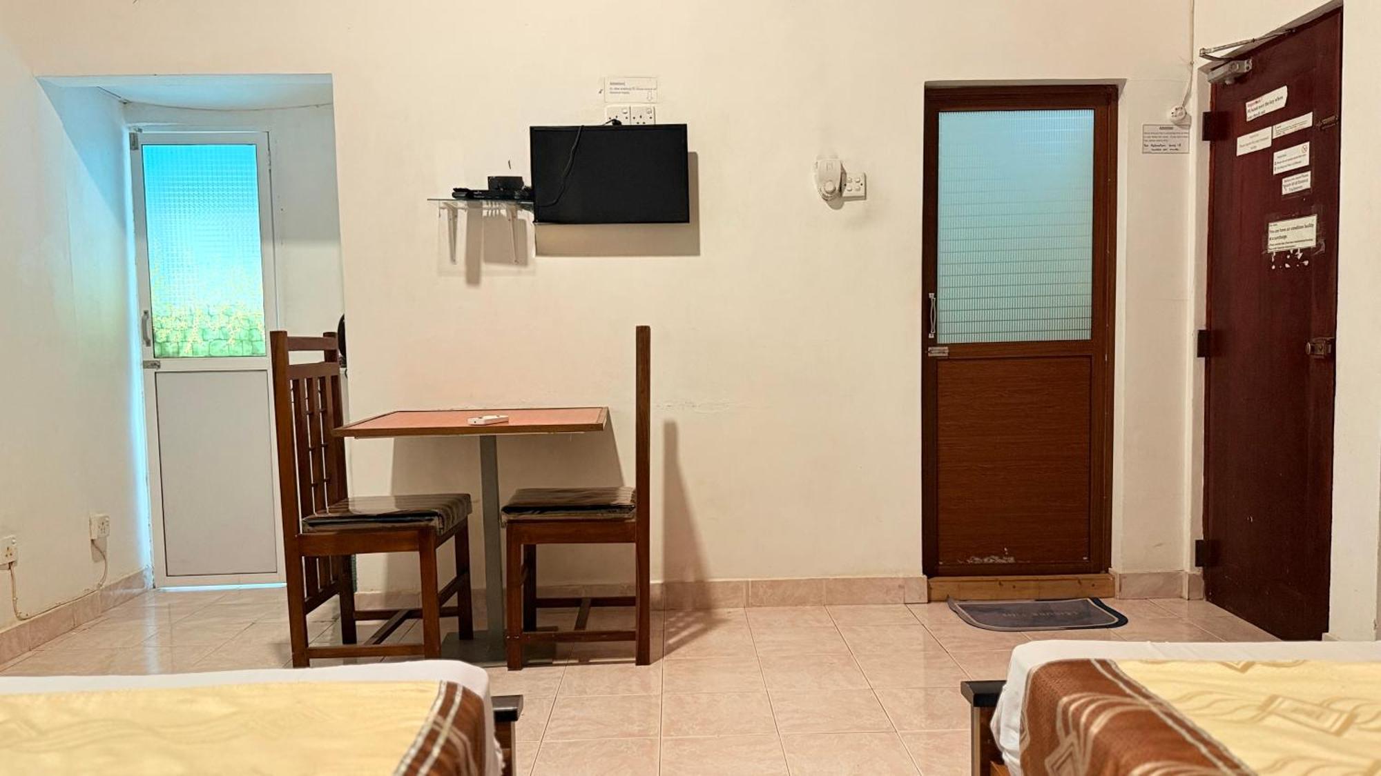 Home Living Unit Галле Экстерьер фото
